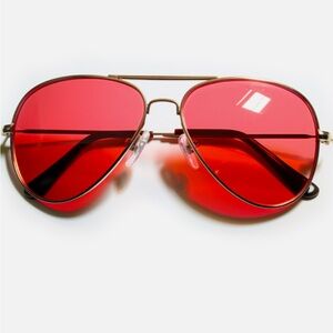 BLOODY SUNNIES ♥️